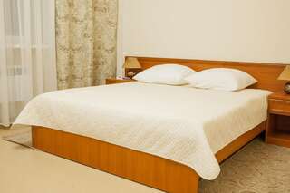 Гостиница Самарского университета Самара  Двухкомнатный номер с 1 кроватью или 2 отдельными кроватями-1